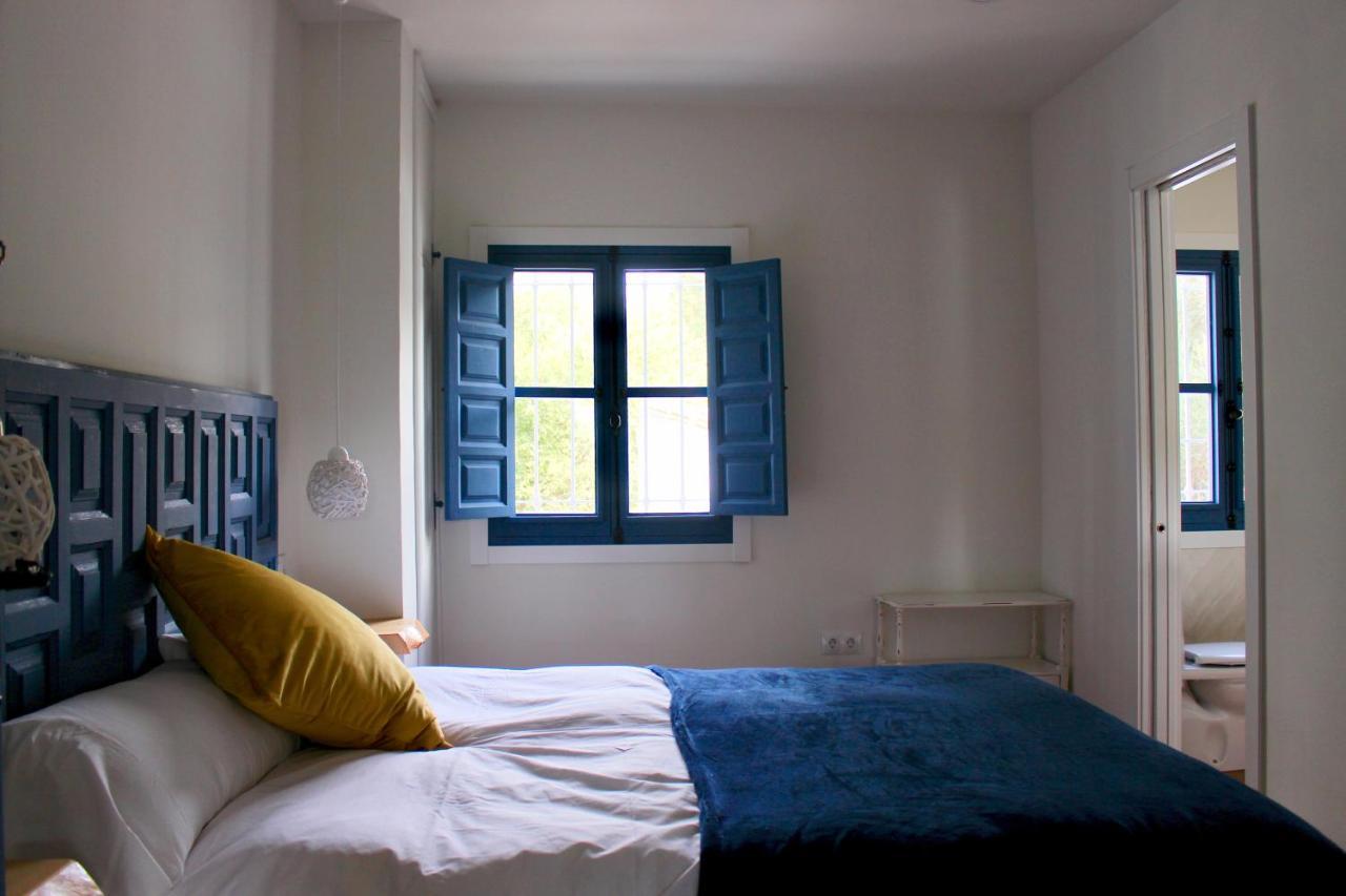 Cortijo El Puente Guest House บีญวยลา ภายนอก รูปภาพ