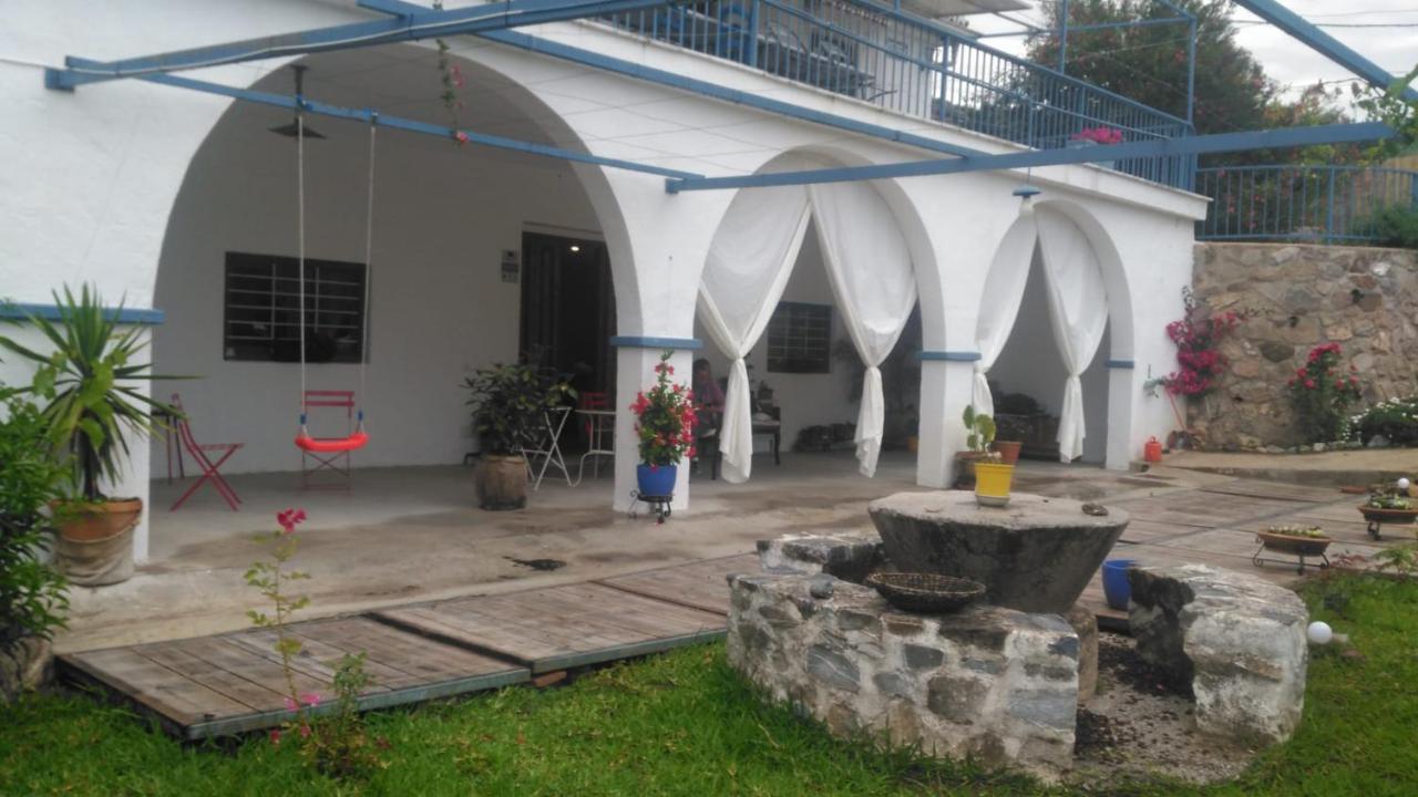 Cortijo El Puente Guest House บีญวยลา ภายนอก รูปภาพ